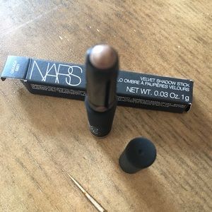 Cream stick eye shadow, Oaxaca